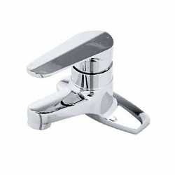 voi-lavabo-nong-lanh-daesung-d6-400c