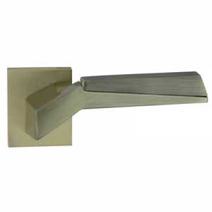 tay-gat-tren-de-ypsl-612us32d