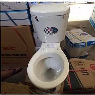 ban-cau-gat-gia-re-cho-nha-tro-nha-xuong