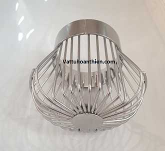 cau-chan-rac-inox-304-thoat-ngang-phi-90