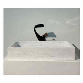 lavabo-da-tu-nhien-chu-nhat-khoet-lo-tcn28b