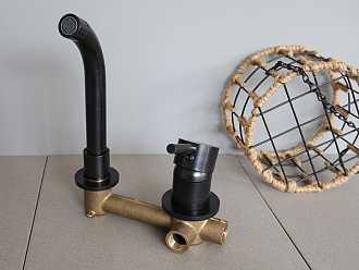 voi-lavabo-nong-lanh-am-tuong-kanly-gct04b